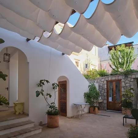 Le Cantinelle Vakantiehuis *